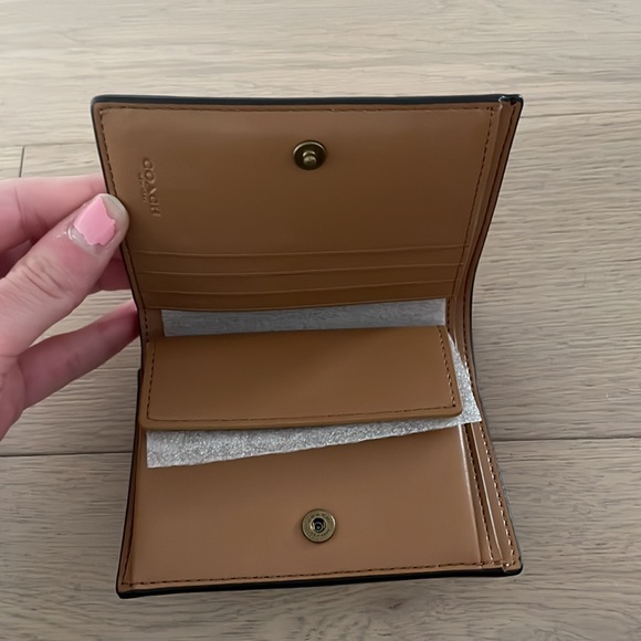 Coach Wallet - Picture 7 of 10